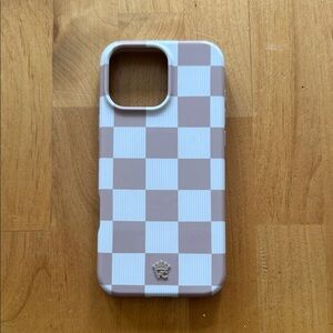 Checkered Phone Case - White and Tan 16 ProMax